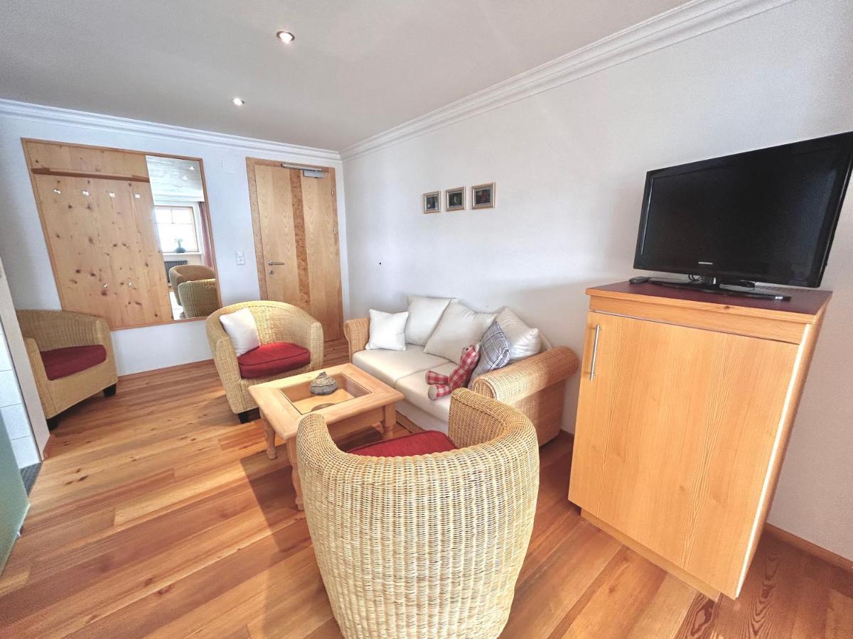 Haus Wallis By Stayfritz - Ski-In Ski-Out Zimmer 'Garni' Am Arlberg Warth  Bagian luar foto