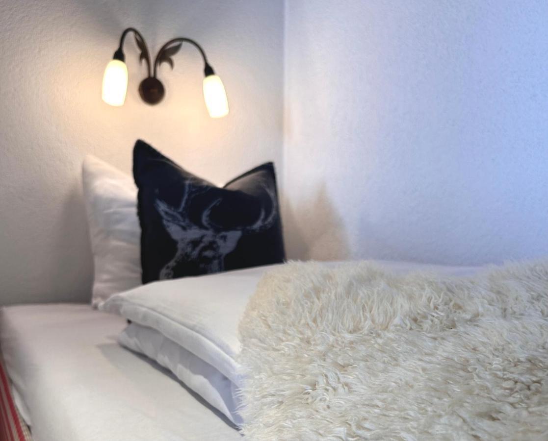 Haus Wallis By Stayfritz - Ski-In Ski-Out Zimmer 'Garni' Am Arlberg Warth  Bagian luar foto
